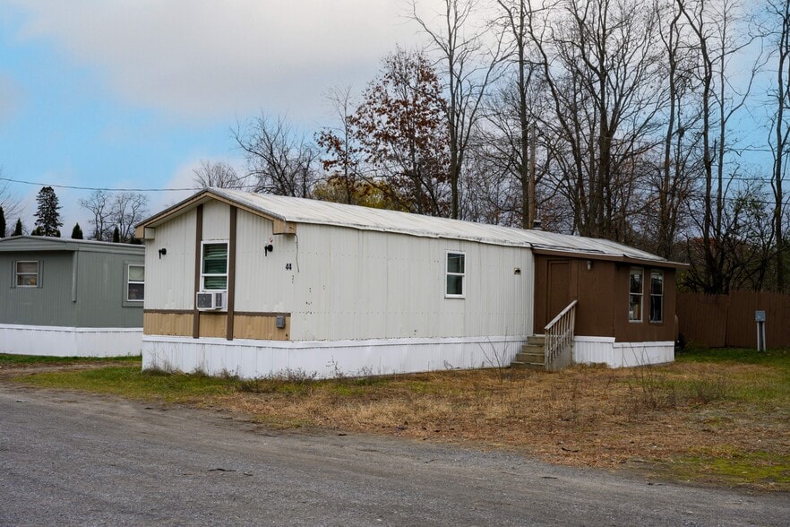 More Photos Of Keeseville NY 12944, Keeseville Manufactured Housing Mobile Home Park For Sale