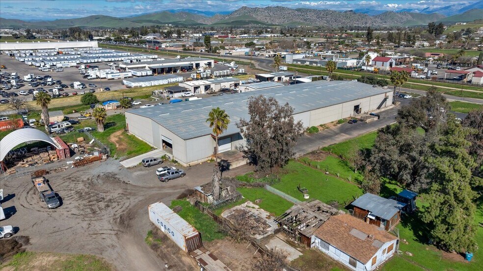 More Photos Of 1343 S Main St, Porterville Warehouse For Sale