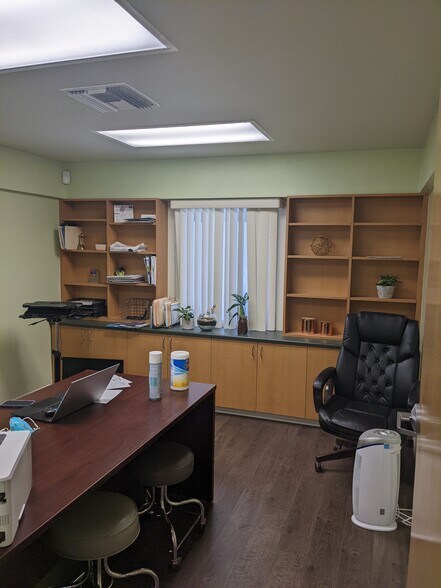 More Photos Of 1711 28th St, Bakersfield Medical For Lease