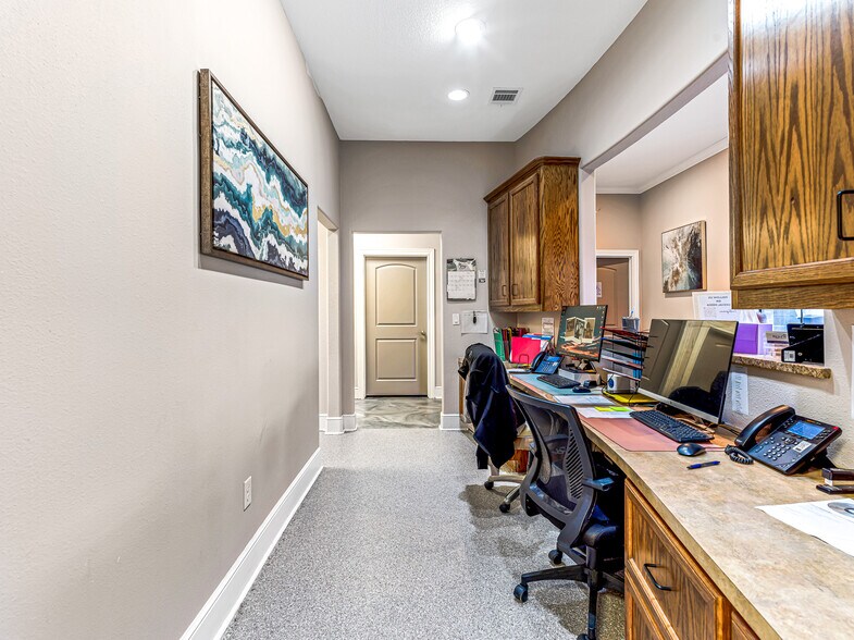 More Photos Of 456 Park Grove Dr, Katy Medical For Lease