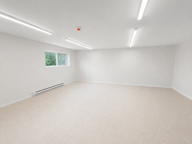 More Photos Of 34 Route 125, Kingston Warehouse For Lease