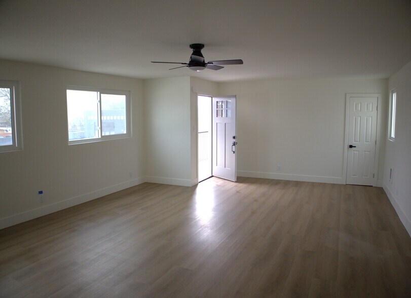 More Photos Of 17420 Downey Ave, Bellflower Apartments For Sale