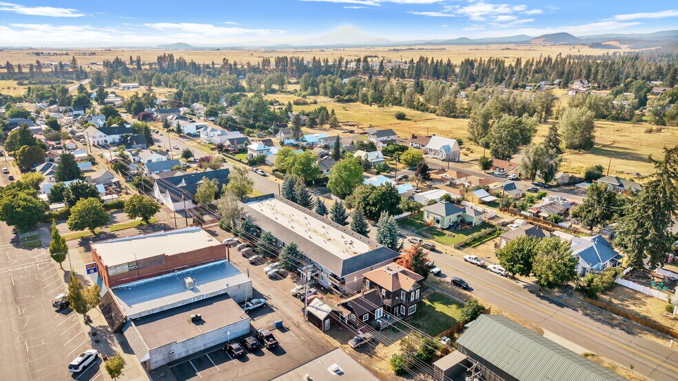 More Photos Of 226 W Broadway St, Goldendale Apartments For Sale
