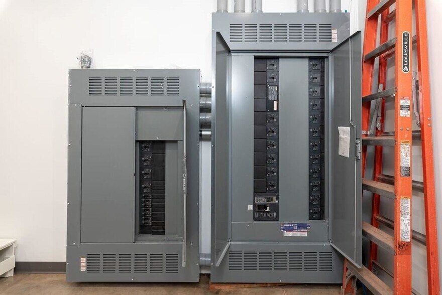 More Photos Of 417 NE 144th Pl, Edmond Light Distribution For Sale