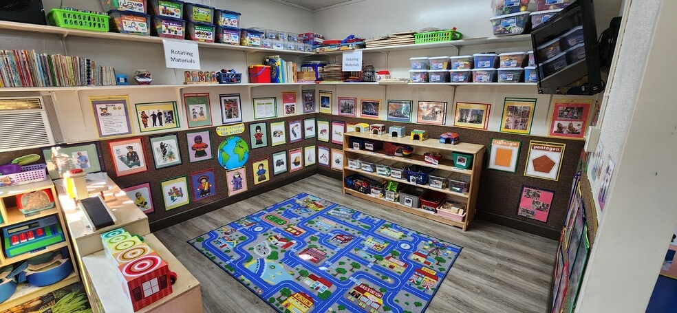 More Photos Of 3707 Vegas Dr, Las Vegas Daycare Center For Sale