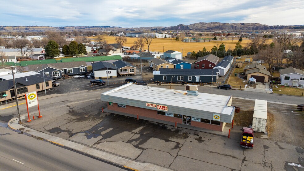 More Photos Of 1 MacArthur Ave, Billings Freestanding For Sale