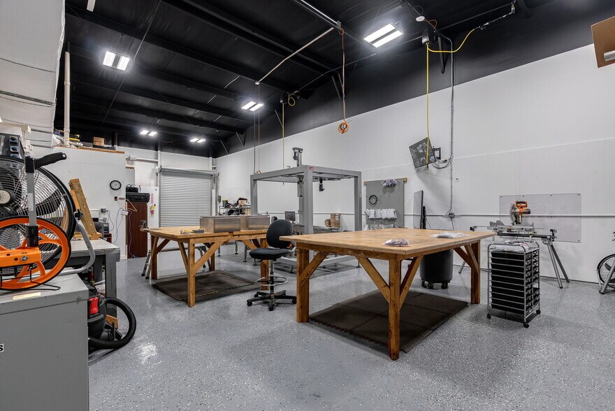 More Photos Of 328 Commerce Blvd, Bogart Warehouse For Sale