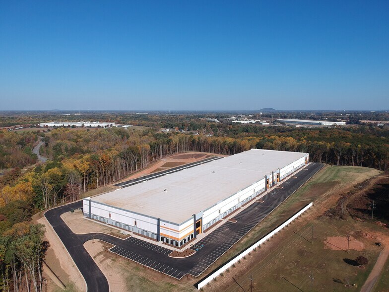 More Photos Of 150 Southridge Pky, Bessemer City Distribution For Lease