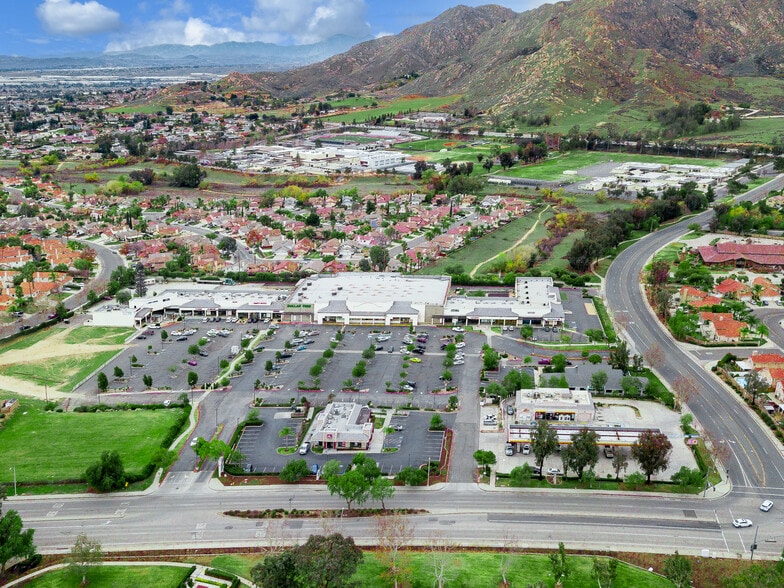 Primary Photo Of 23575 Sunnymead Ranch Pky, Moreno Valley Supermarket For Sale