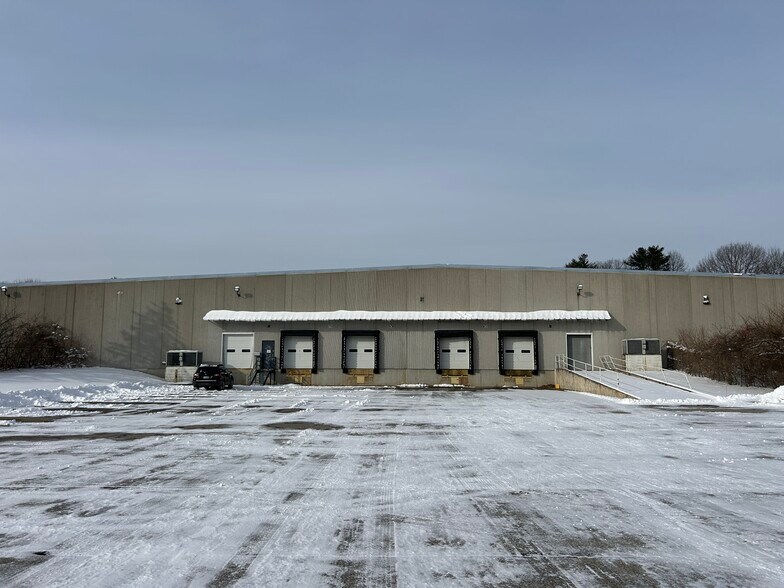 More Photos Of 45 Centre Rd, Somersworth Manufacturing For Lease