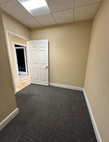 More Photos Of 2455 E Sunrise Blvd, Fort Lauderdale Loft Creative Space For Sale