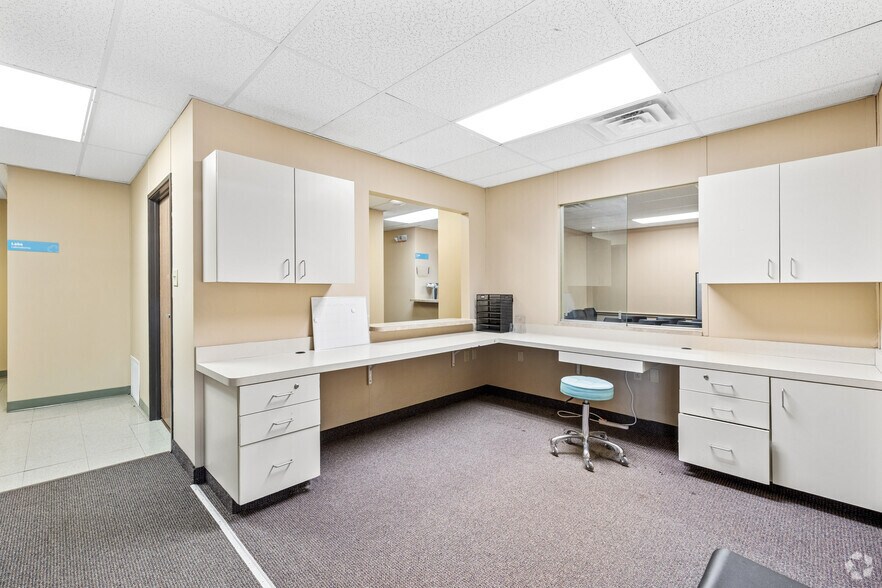 More Photos Of 434 Urenda Loop, Carrizo Springs Industrial For Sale