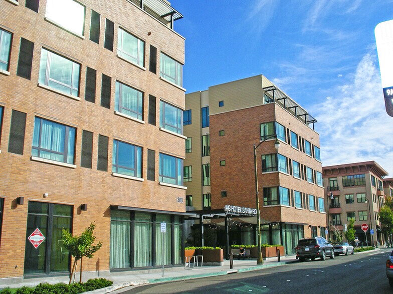 More Photos Of 300 Davis St, Santa Rosa Hotel For Lease