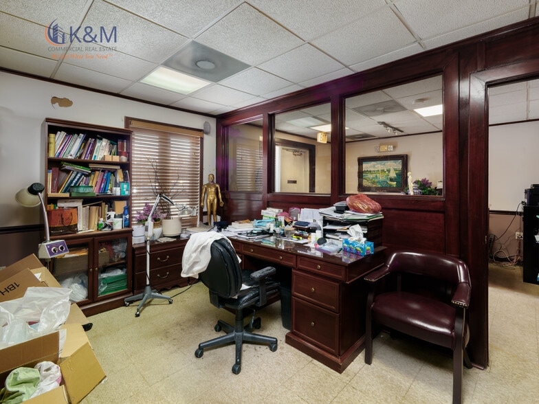 More Photos Of 9522 State Route 29, Fairfax Loft Creative Space For Sale