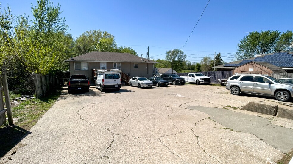 More Photos Of 1104 N Scott Ave, Belton Apartments For Sale