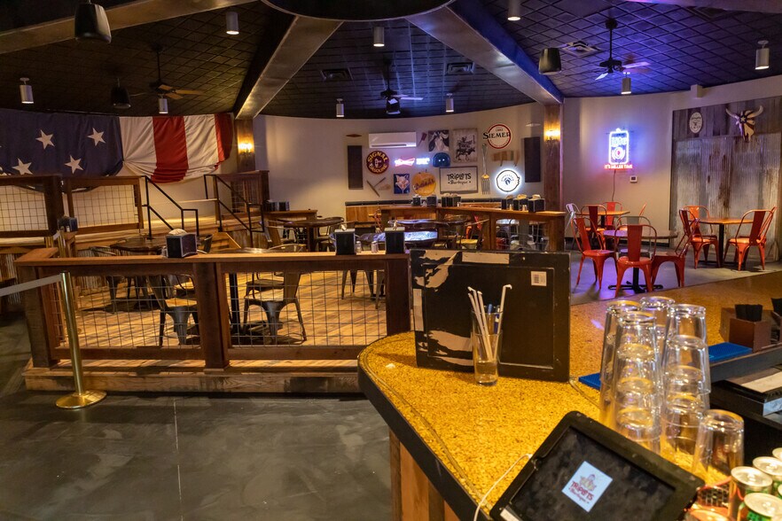 More Photos Of 123 Dj Everett Dr, Cadiz Restaurant For Sale