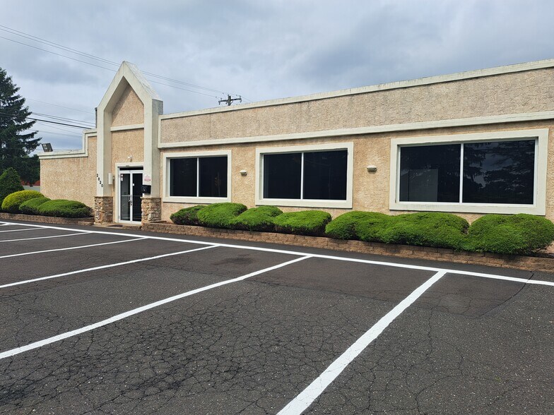 More Photos Of 2820 Old Lincoln Hwy, Trevose Light Distribution For Sale