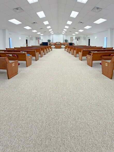 More Photos Of 1578 Hammond st, Hornbeck Religious Facility For Sale