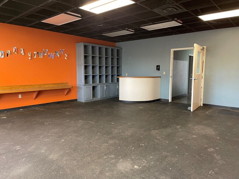 More Photos Of 17775 Airline Hwy, Prairieville Freestanding For Lease