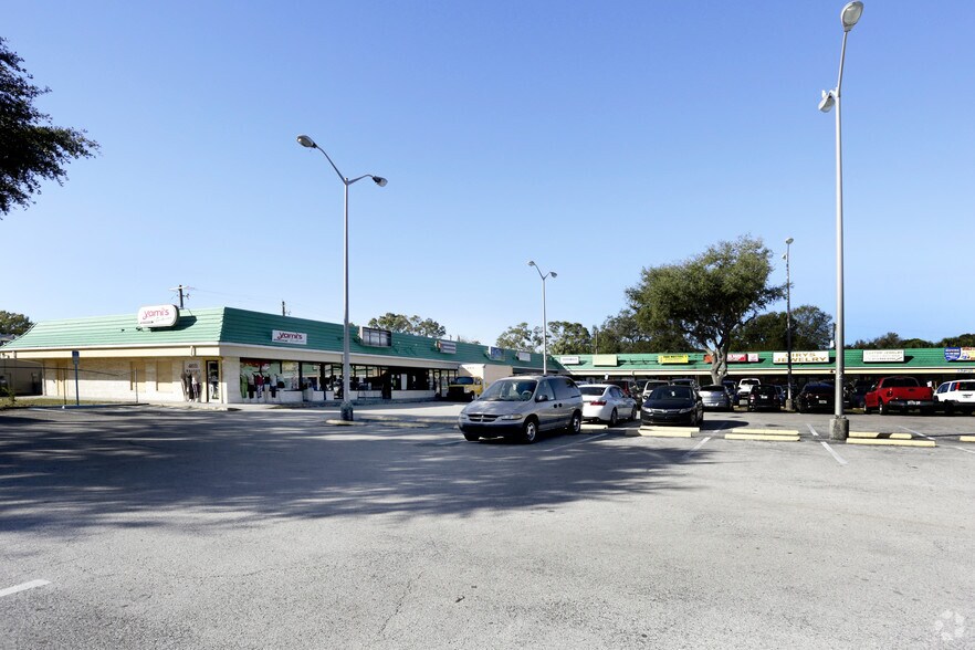 More Photos Of 6700-6726 Hanley Rd, Tampa Storefront For Lease