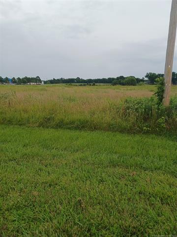 More Photos Of Paul Carr Drive, Checotah Land For Sale