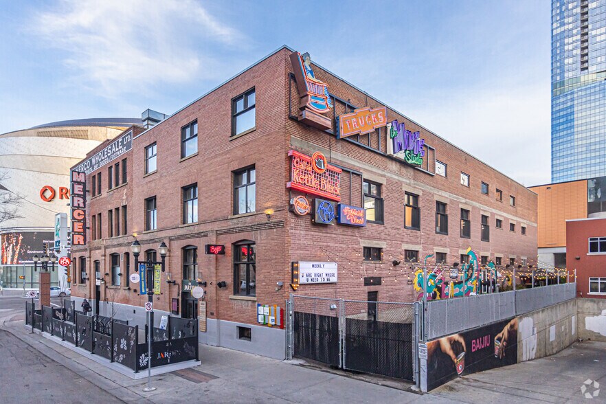 More Photos Of 10359-10363 104 St NW, Edmonton Office For Lease