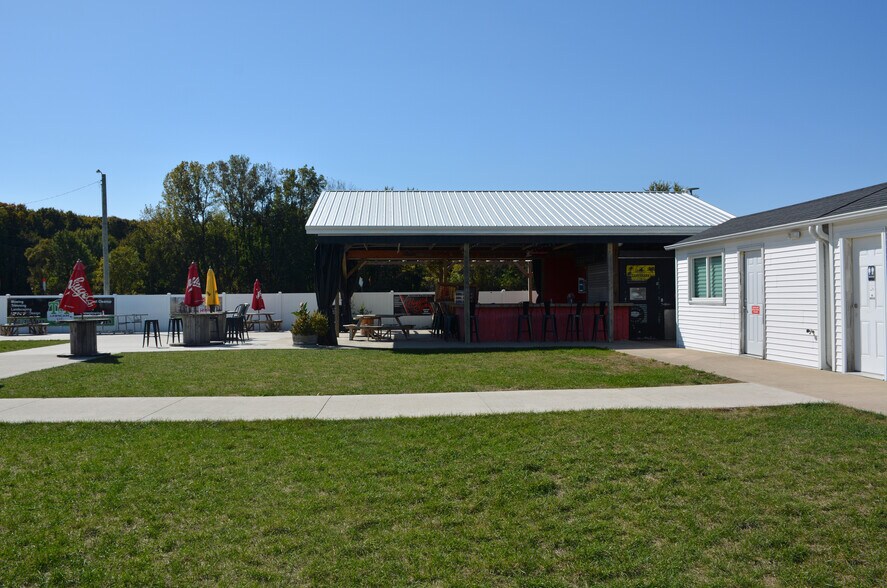 More Photos Of 555 Ohio st, Kendallville Land For Sale