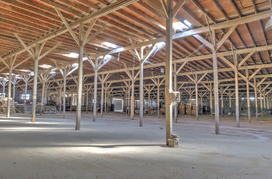 More Photos Of 949 Camargo Rd, Mount Sterling Warehouse For Sale