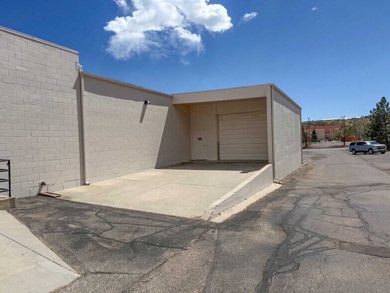 More Photos Of 1485 Garden Of The Gods Rd, Colorado Springs Distribution For Sale