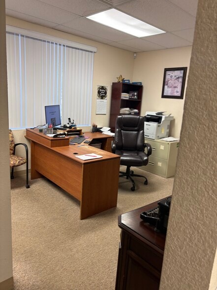 More Photos Of 493 Barger Dr, Port Charlotte Office For Sale