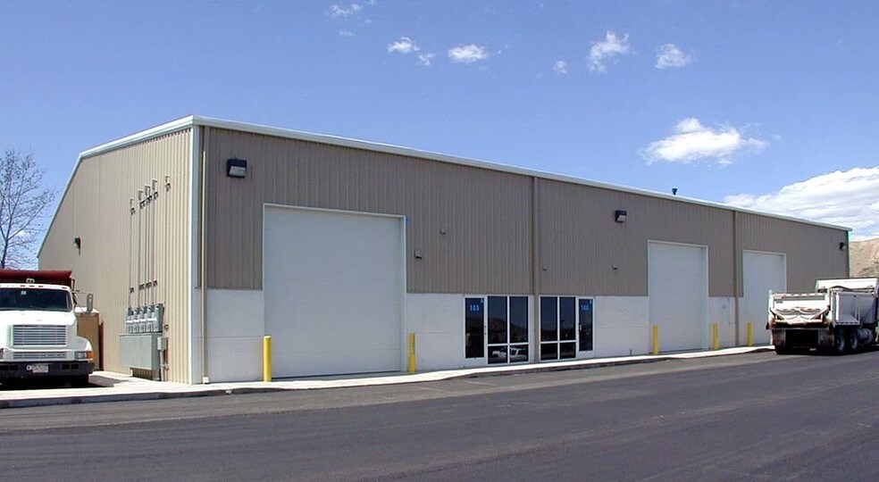 More Photos Of 624 Atchison Way, Castle Rock Flex For Lease