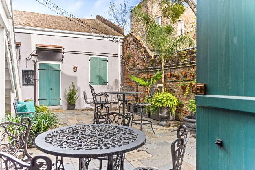 More Photos Of 521 Saint Philip St, New Orleans Storefront Retail Residential For Sale