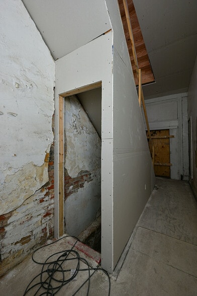 More Photos Of 1913 Central Ave, Cincinnati Office Residential For Sale