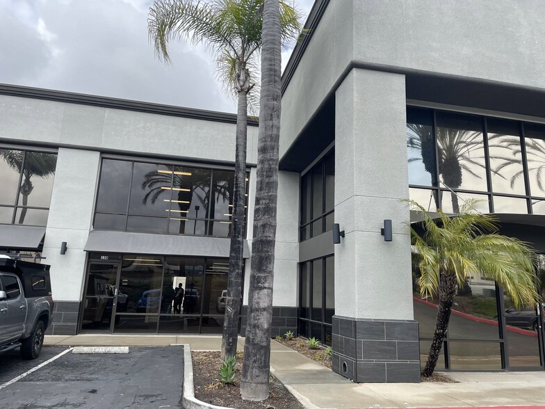 More Photos Of 330 Rancheros Dr, San Marcos Unknown For Lease