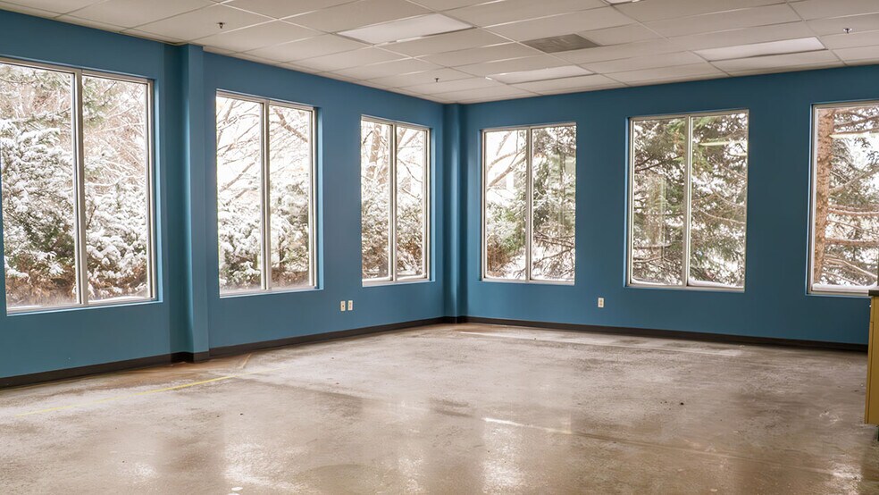 More Photos Of 1797 Boxelder St, Louisville Manufacturing For Lease
