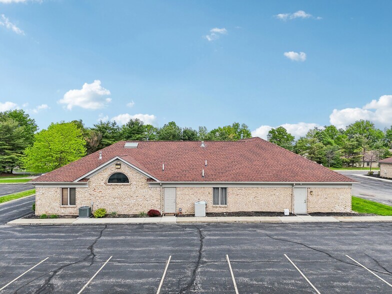 More Photos Of 819 Southwestern Run, Youngstown Medical For Sale