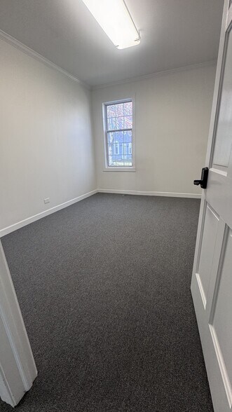More Photos Of 1630 W Colonial Pky, Inverness Office For Lease