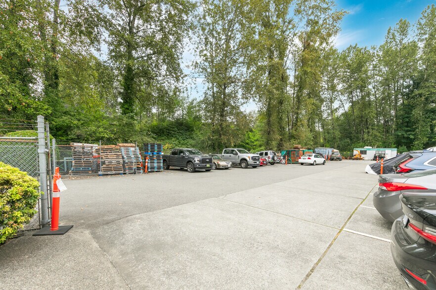 More Photos Of 8705 Government St, Burnaby Industrial For Sale