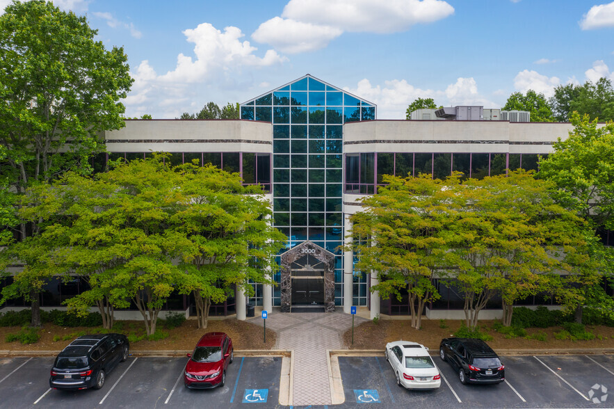 Primary Photo Of 3000 Corporate Center Dr, Morrow Office For Lease