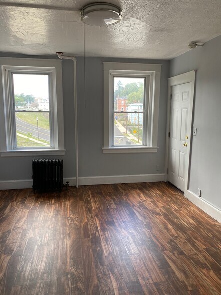More Photos Of 57 Whiting St, New Britain Apartments For Lease