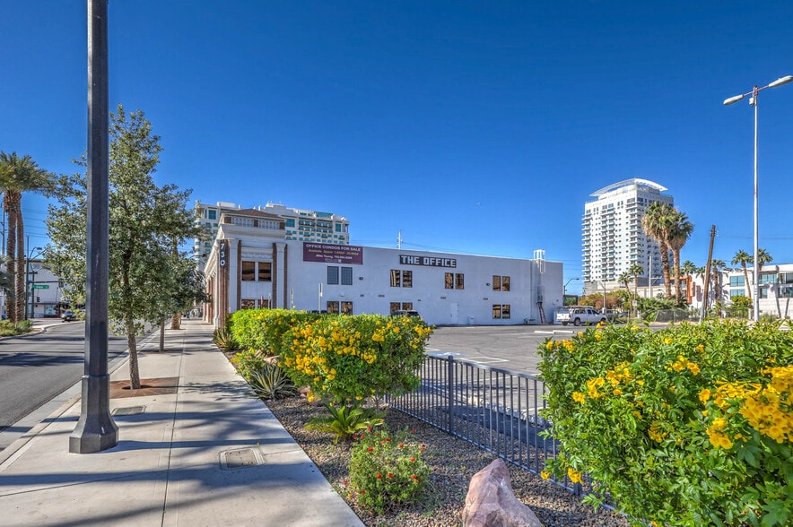 More Photos Of 730 Las Vegas Blvd S, Las Vegas General Retail For Lease