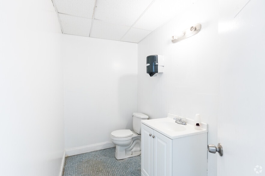 More Photos Of 13045 Cairo Ln, Opa Locka Land For Lease