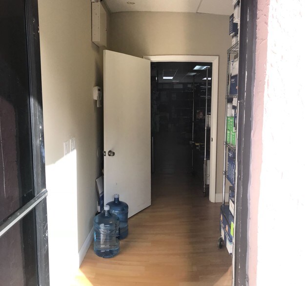 More Photos Of 10250-10352 W Sample Rd, Coral Springs Storefront Retail Office For Sale