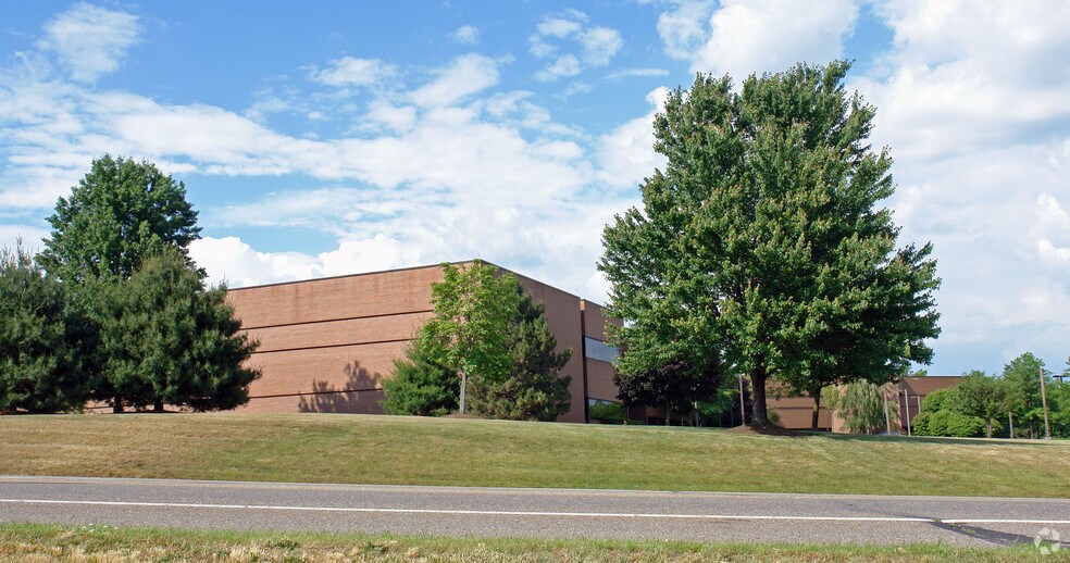 More Photos Of 50 New Commerce Blvd, Wilkes Barre Office For Lease