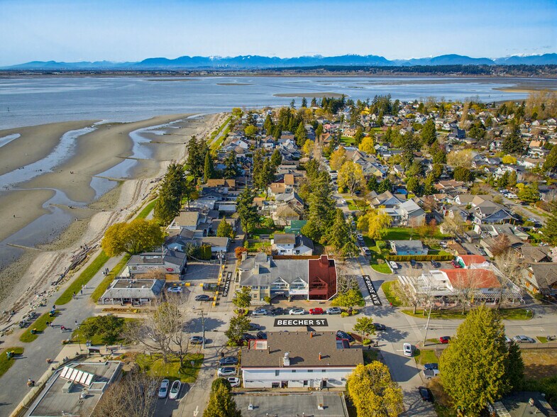 More Photos Of 12185 Beecher St, Surrey Storefront For Sale