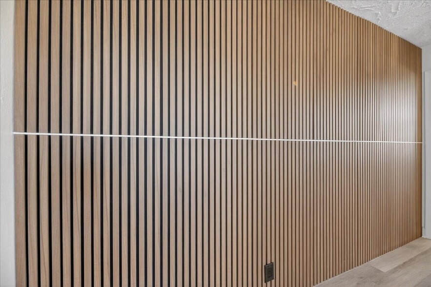 More Photos Of 520 73rd Ave, Saint Petersburg Hotel For Sale