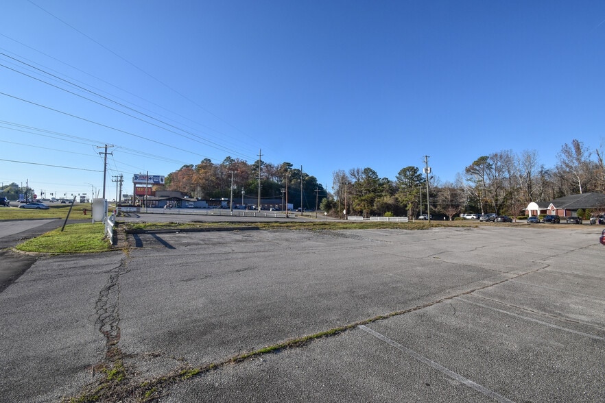 More Photos Of 824 McFarland Blvd, Northport Land For Sale