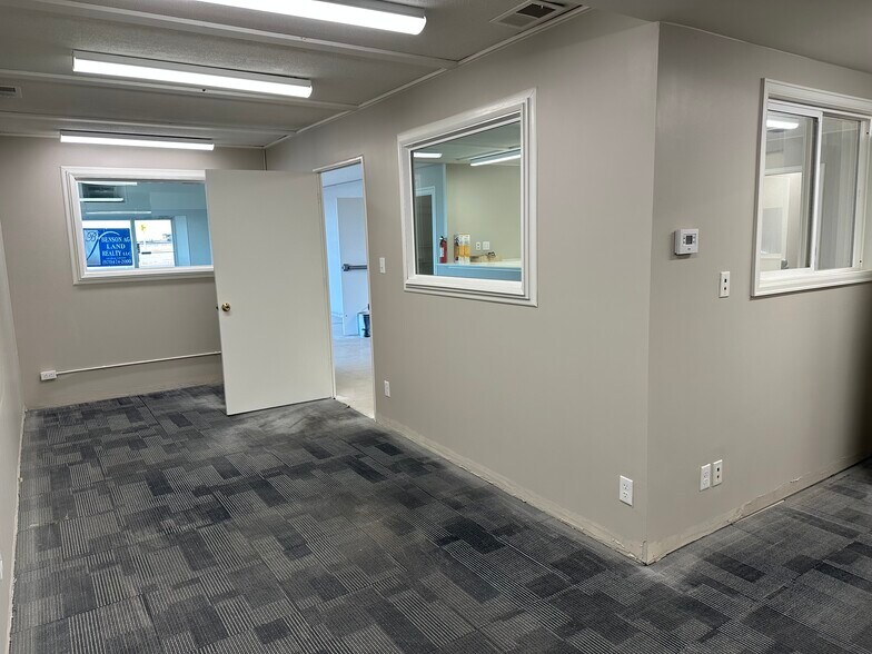 More Photos Of 622 W 1st St, Julesburg Auto Dealership For Sale