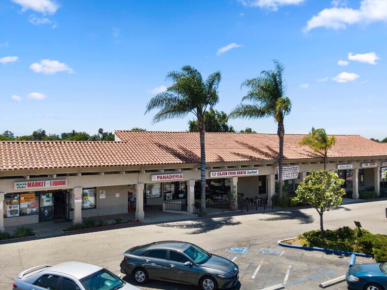 More Photos Of 1000-1086 E Avenida De Los Arboles, Thousand Oaks General Retail For Lease
