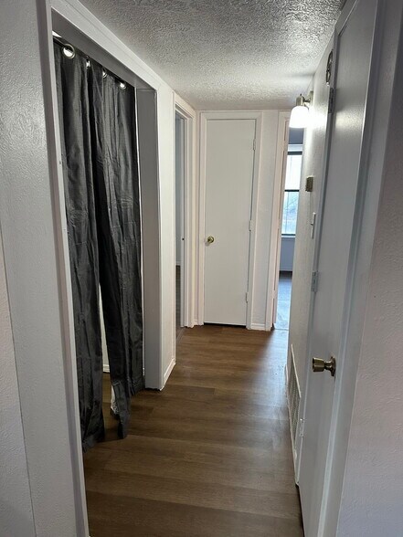More Photos Of 2810 Vail Ave SE, Albuquerque Apartments For Sale